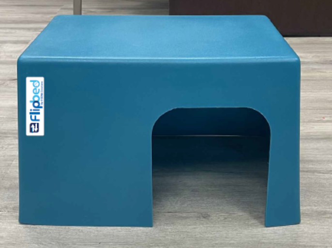 Ogena Flipbed/Hidey Box w/8" Opening